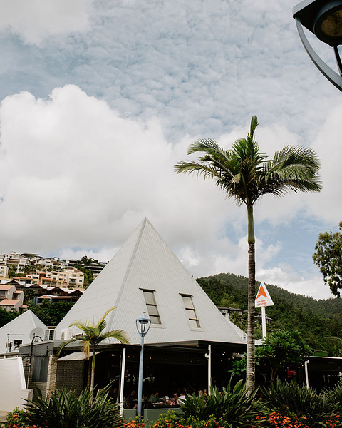 Sidewalk Cafe - Airlie Beach|About